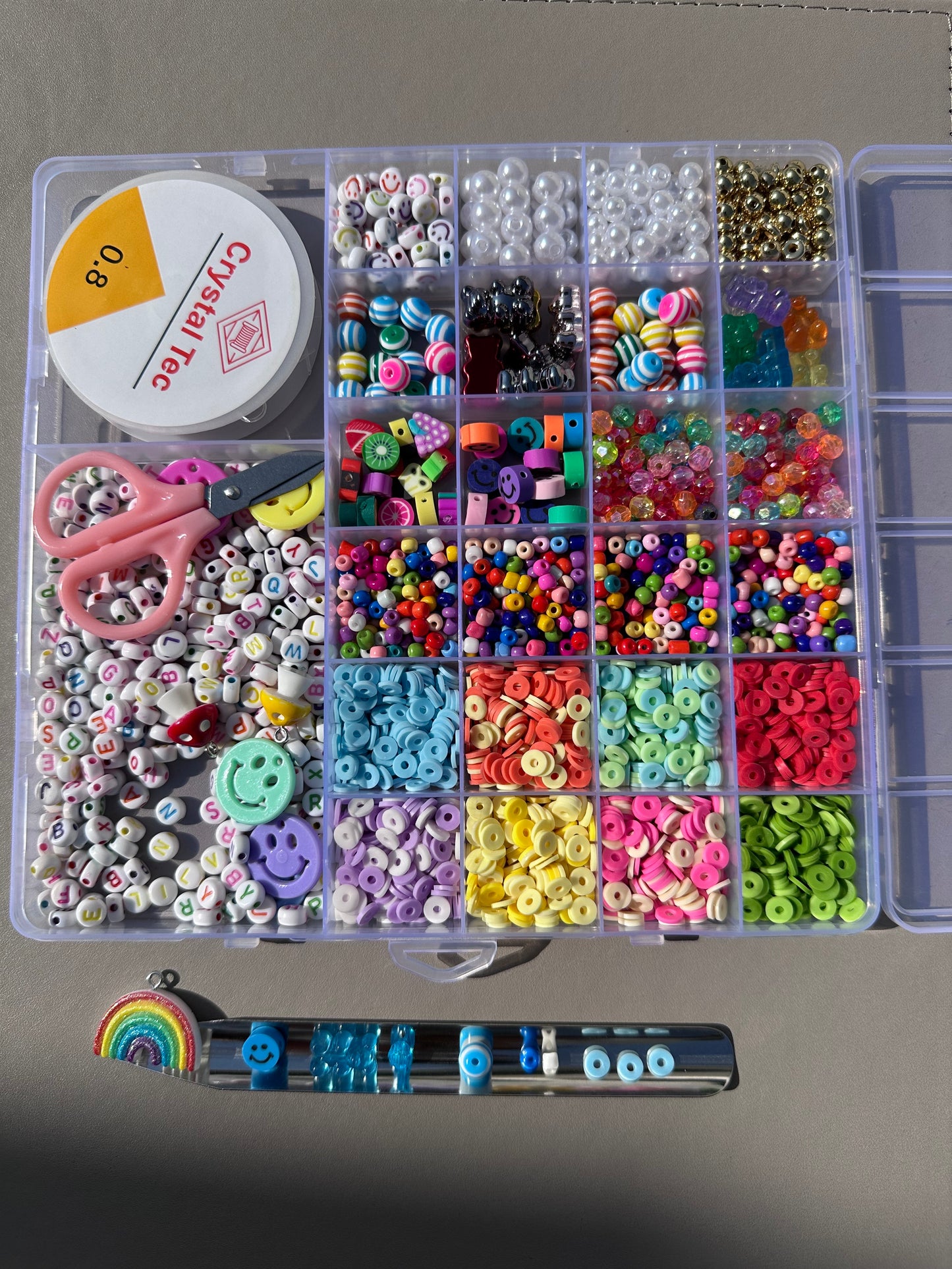 mix colour beads and letters-25-1-20