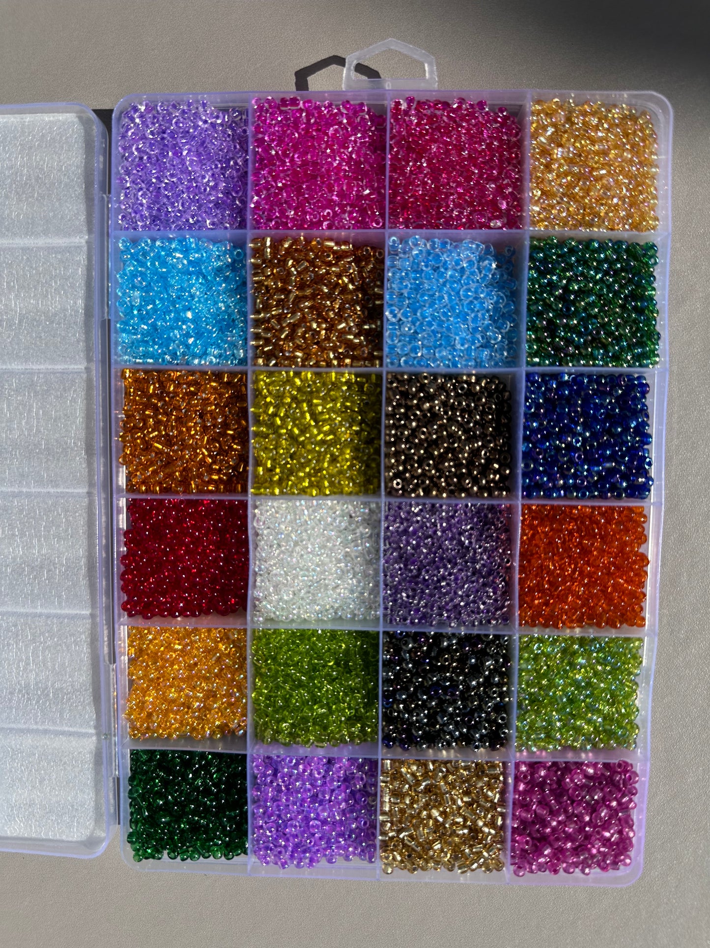 mix colour glass beads 4mm 24-1-20